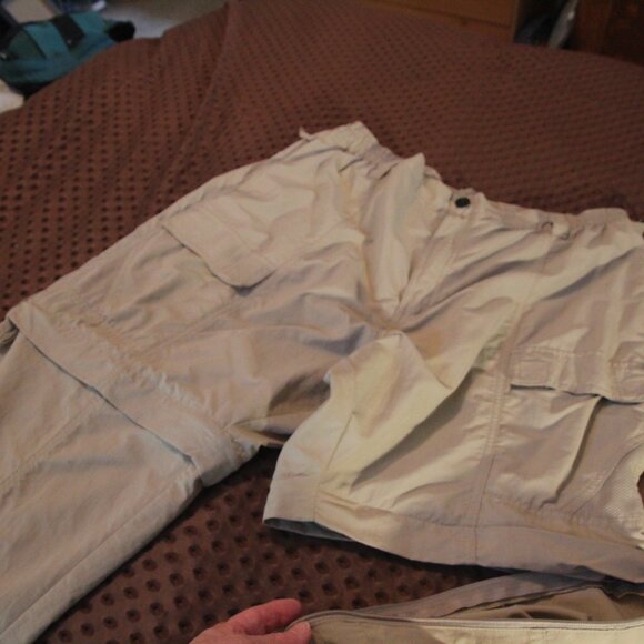 Pants, hiking light tan, converts to shorts. Size XL. Real Legends. Like new. - Picture 13 of 13